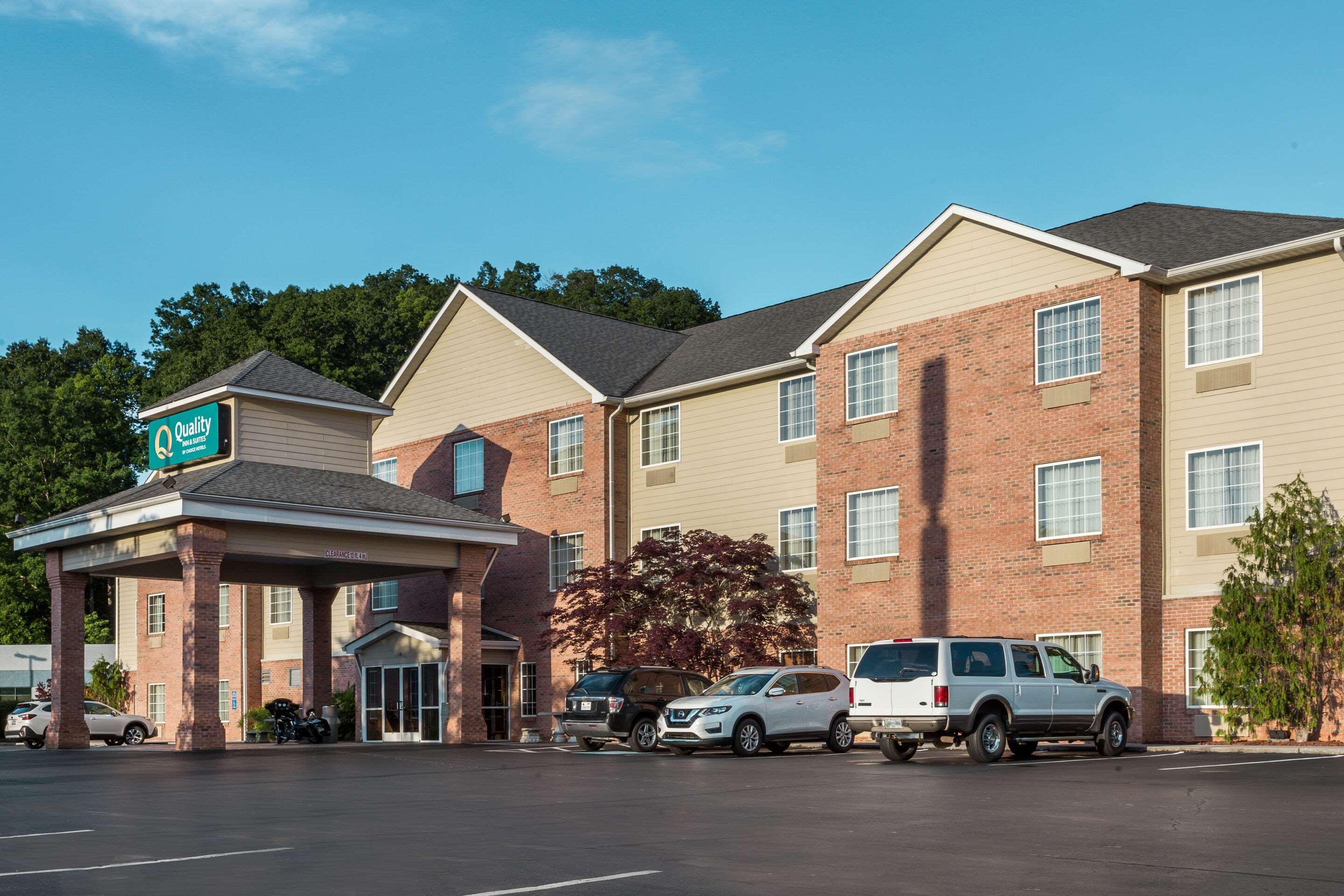 Quality Inn & Suites Big Stone Gap Exterior photo